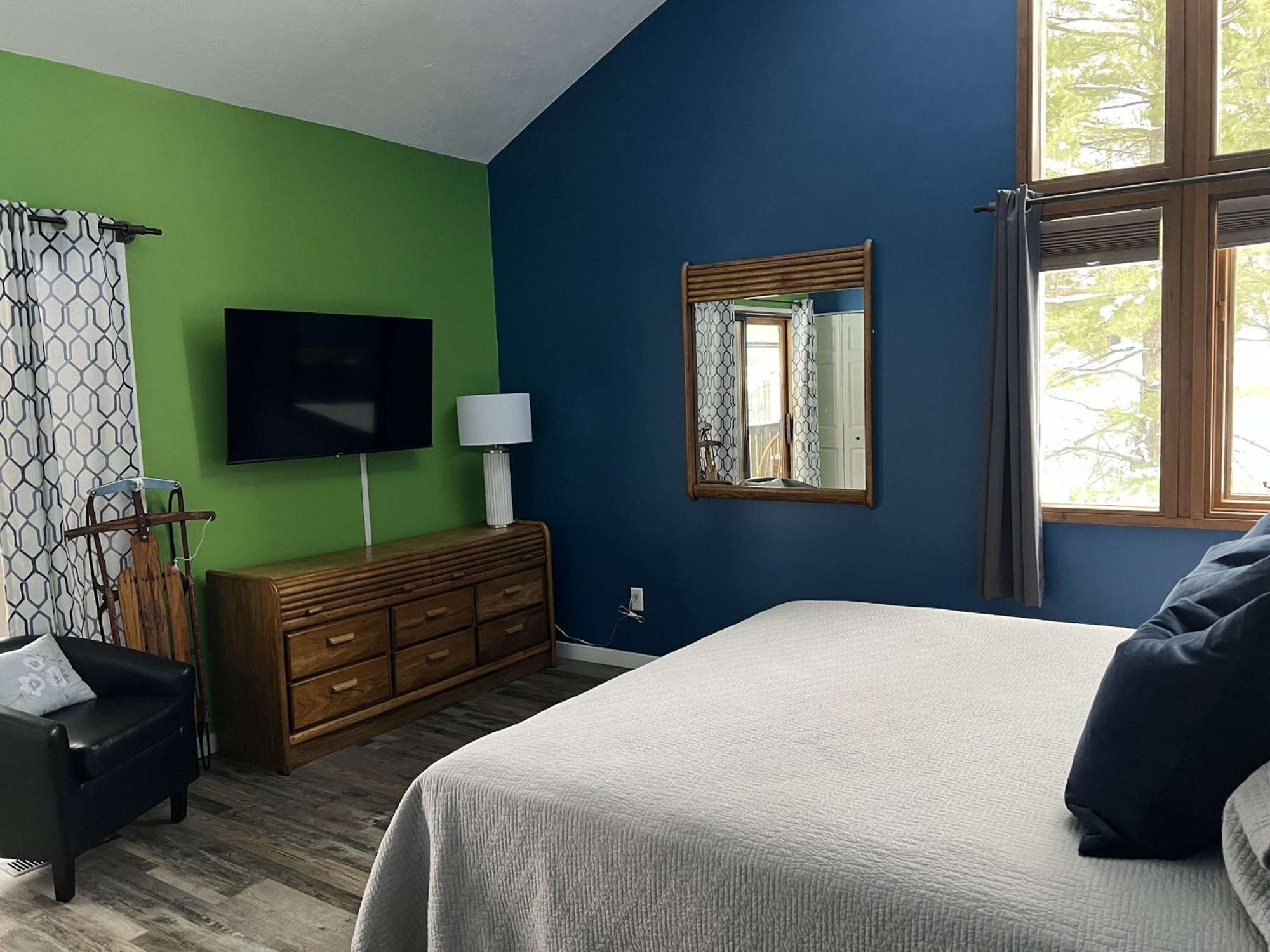 Boyne Falls Boyne Mountain Condo -Sleeps 12 מראה חיצוני תמונה