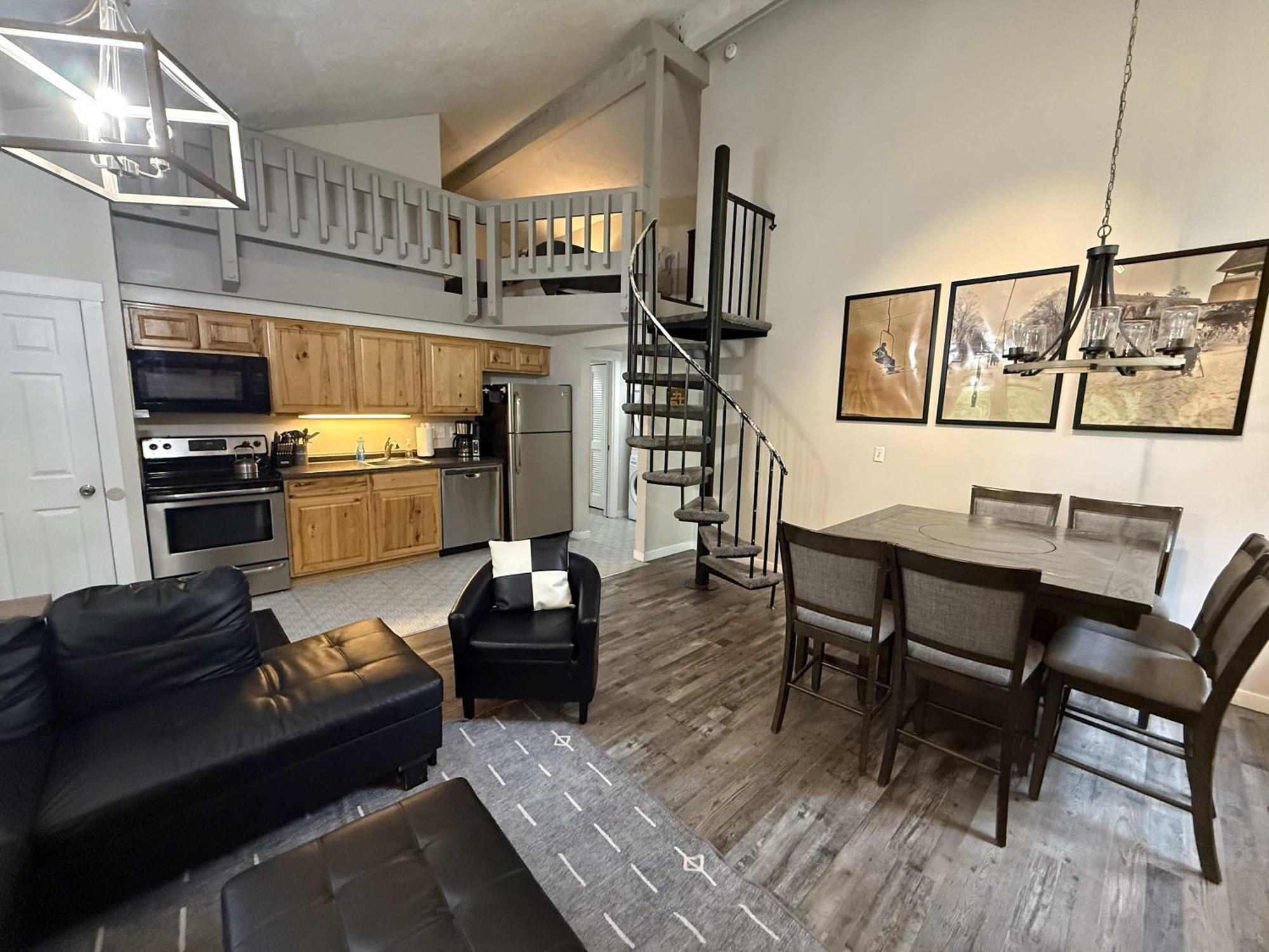 Boyne Falls Boyne Mountain Condo -Sleeps 12 מראה חיצוני תמונה